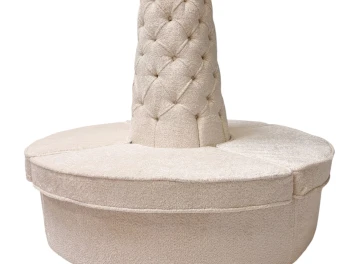 Hollywood Regency Round Banquet Settee Tufted Lobby Sofa in Bouclé, 1980s